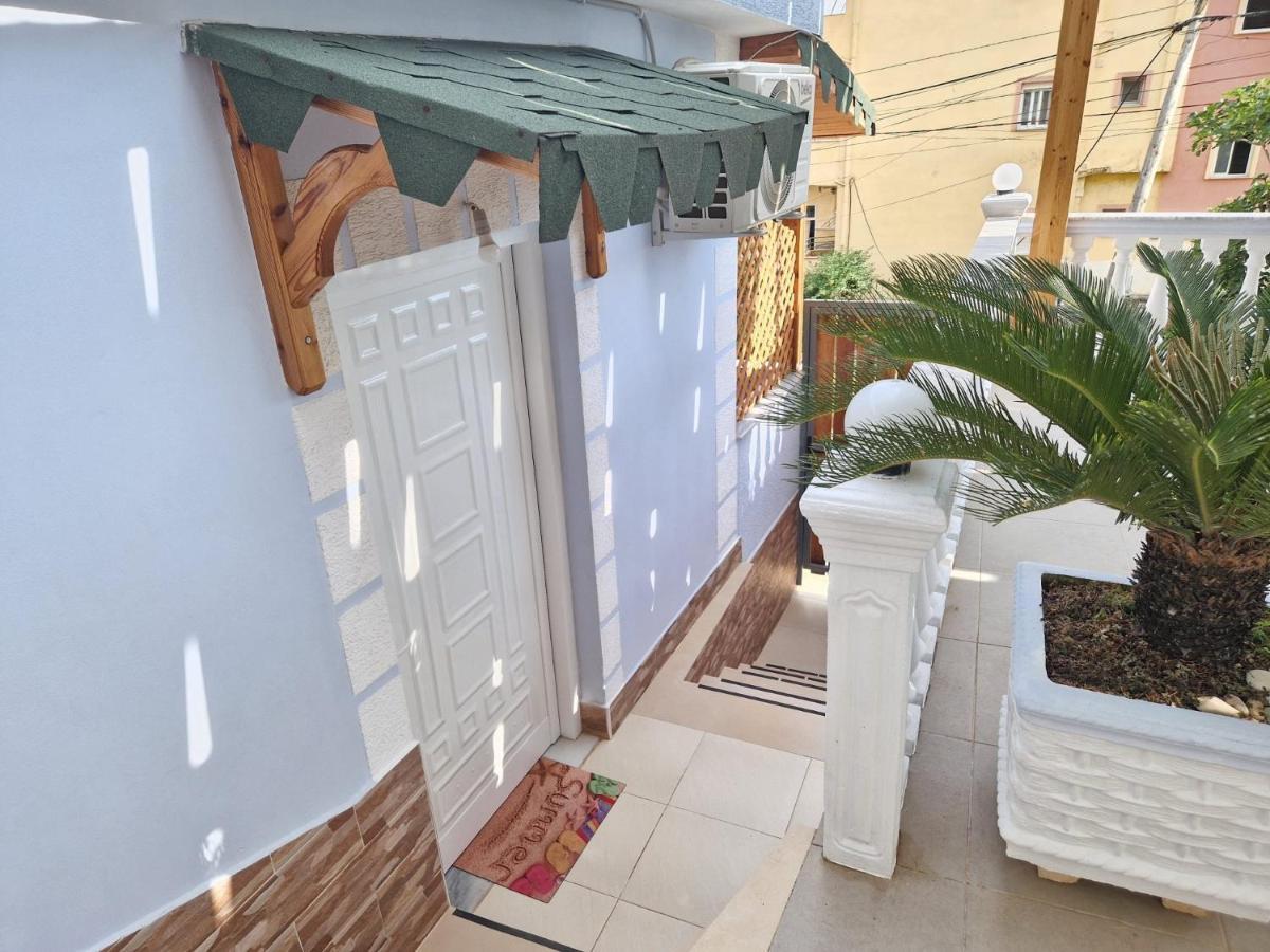 Sala Apartment'S Sarandë Esterno foto
