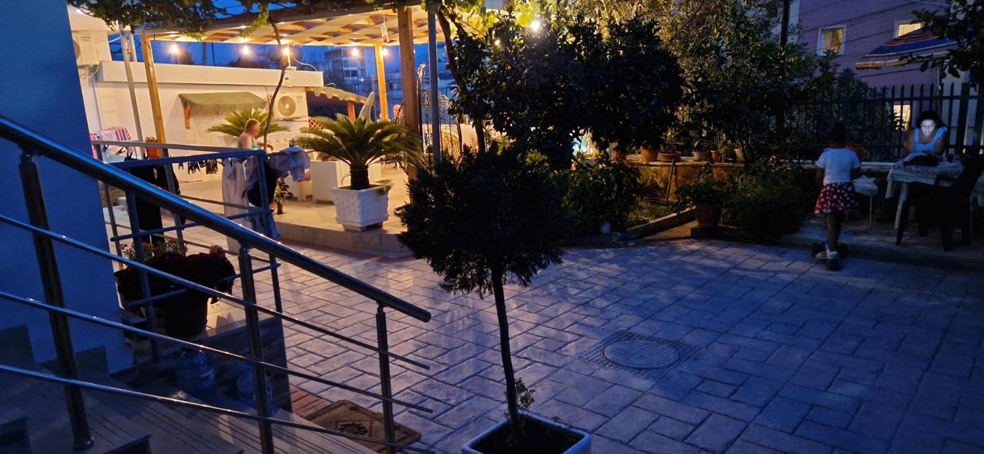 Sala Apartment'S Sarandë Esterno foto