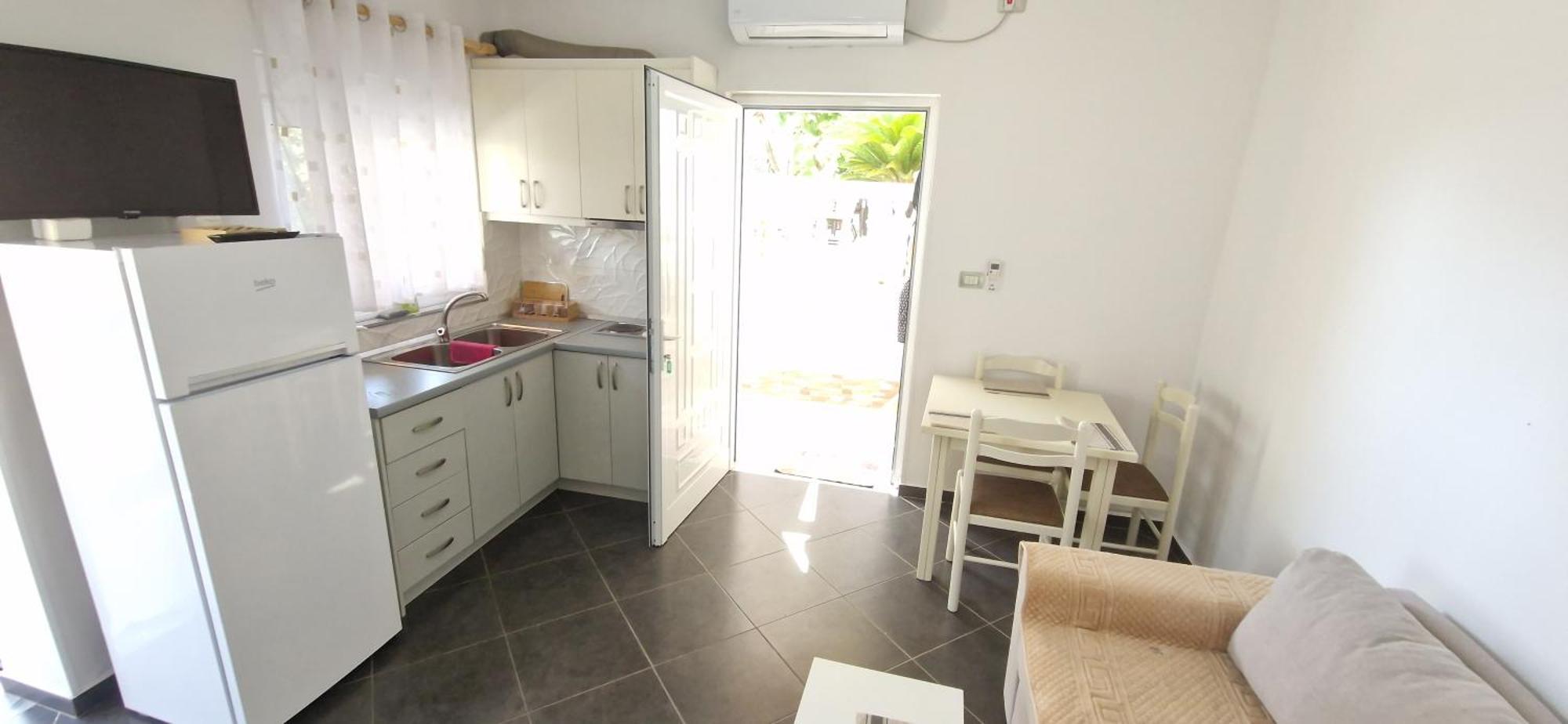 Sala Apartment'S Sarandë Esterno foto
